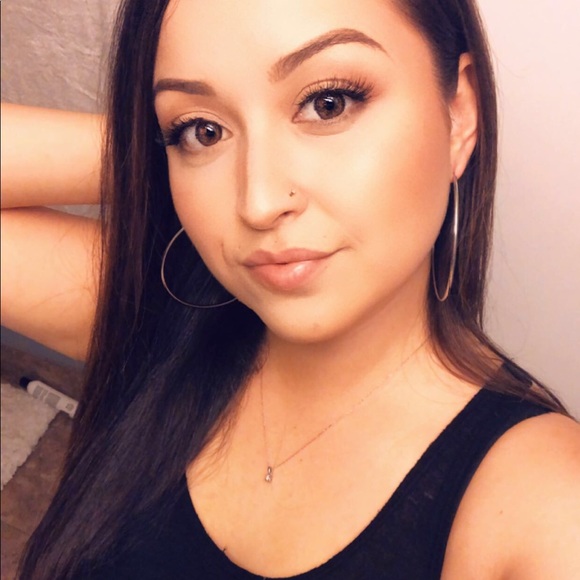 Meet your Posher, Maggie - Picture 4 of 4